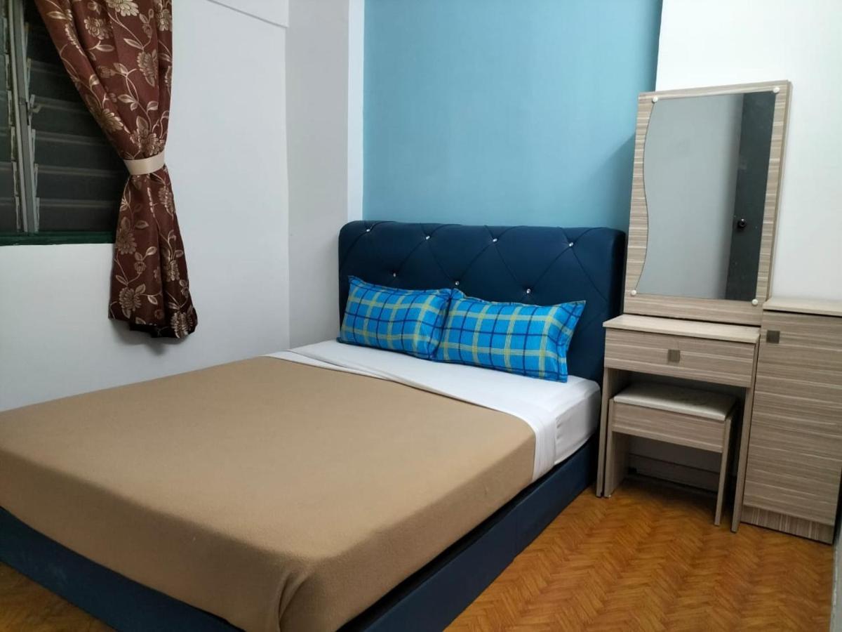 Khairul Homestay Pangsapuri Sutera Seberang Jaya Kampong Telok  Extérieur photo