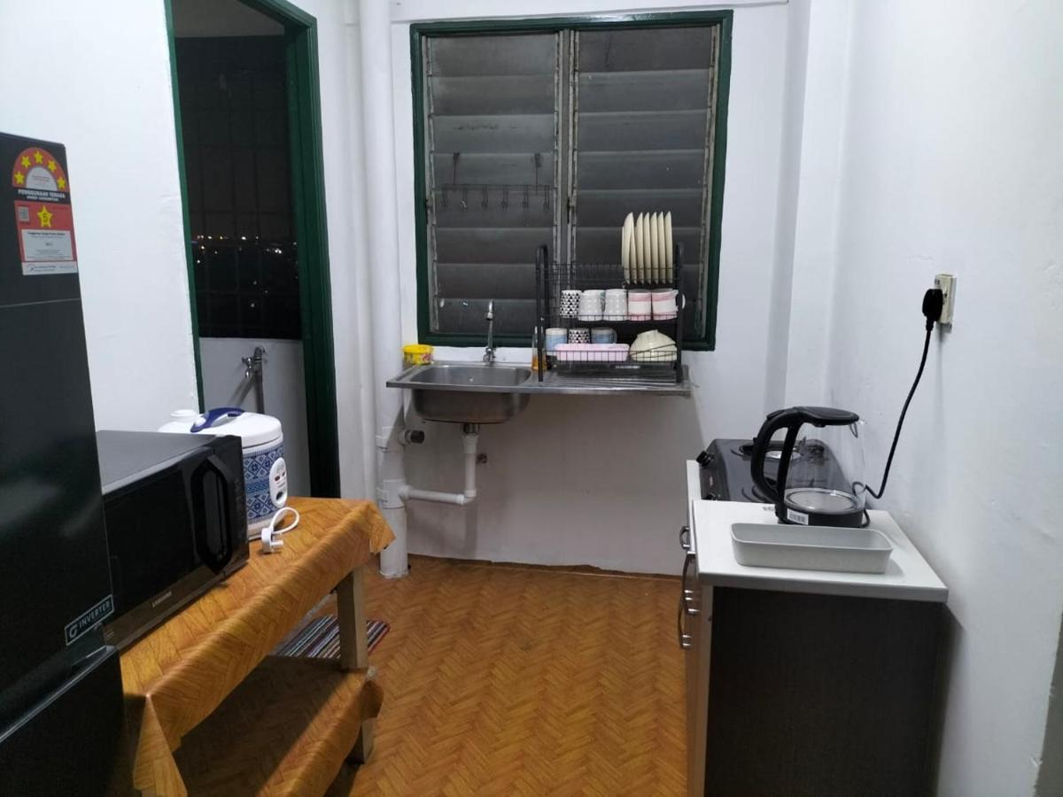 Khairul Homestay Pangsapuri Sutera Seberang Jaya Kampong Telok  Extérieur photo